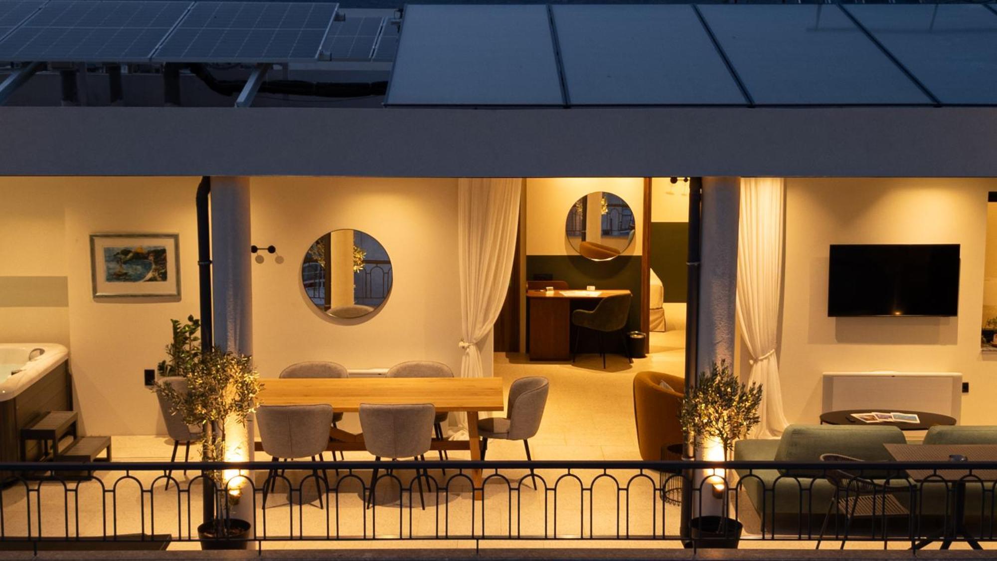 Evripidou 7 - Kalamata Mediterranean Suites Екстериор снимка