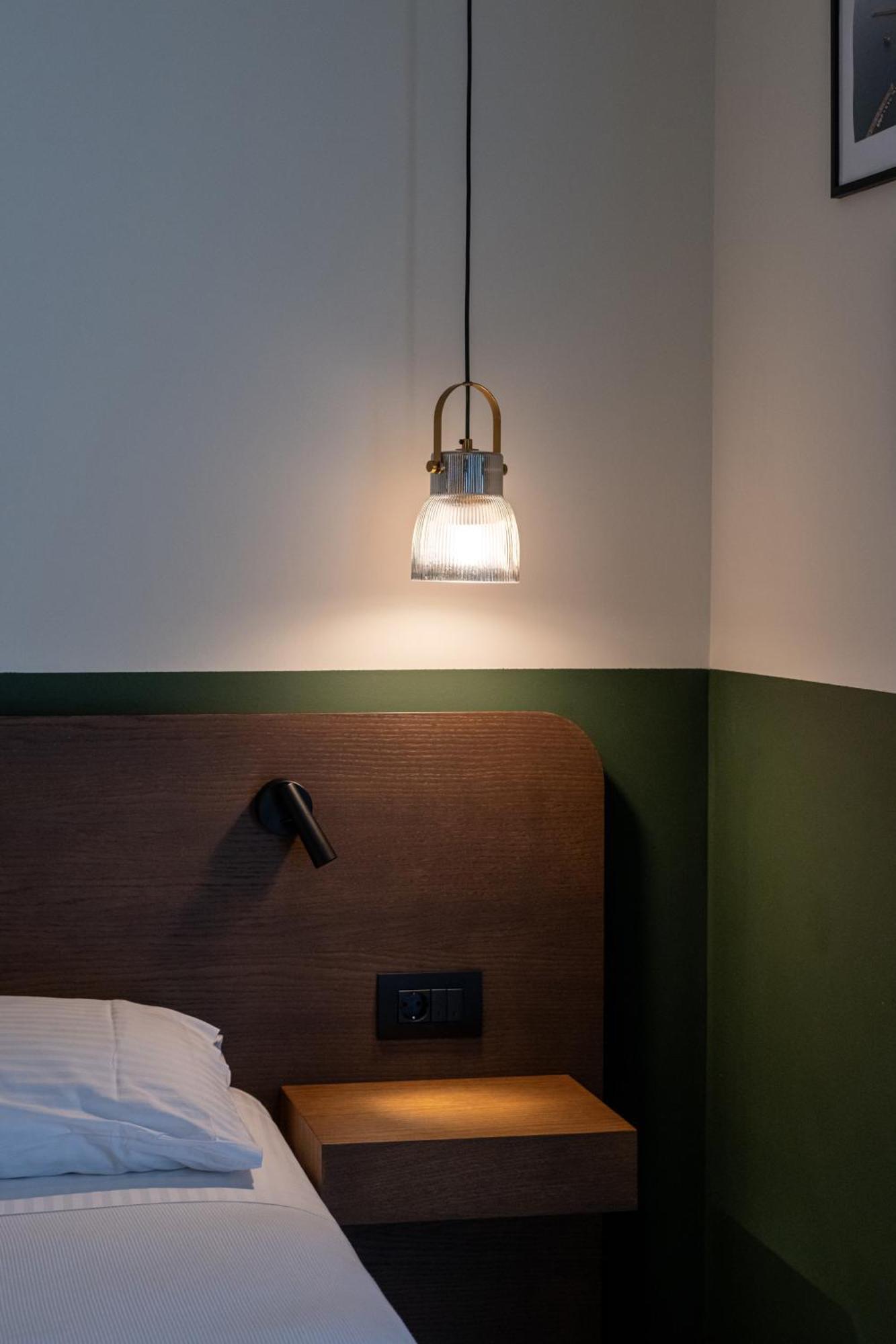 Evripidou 7 - Kalamata Mediterranean Suites Екстериор снимка