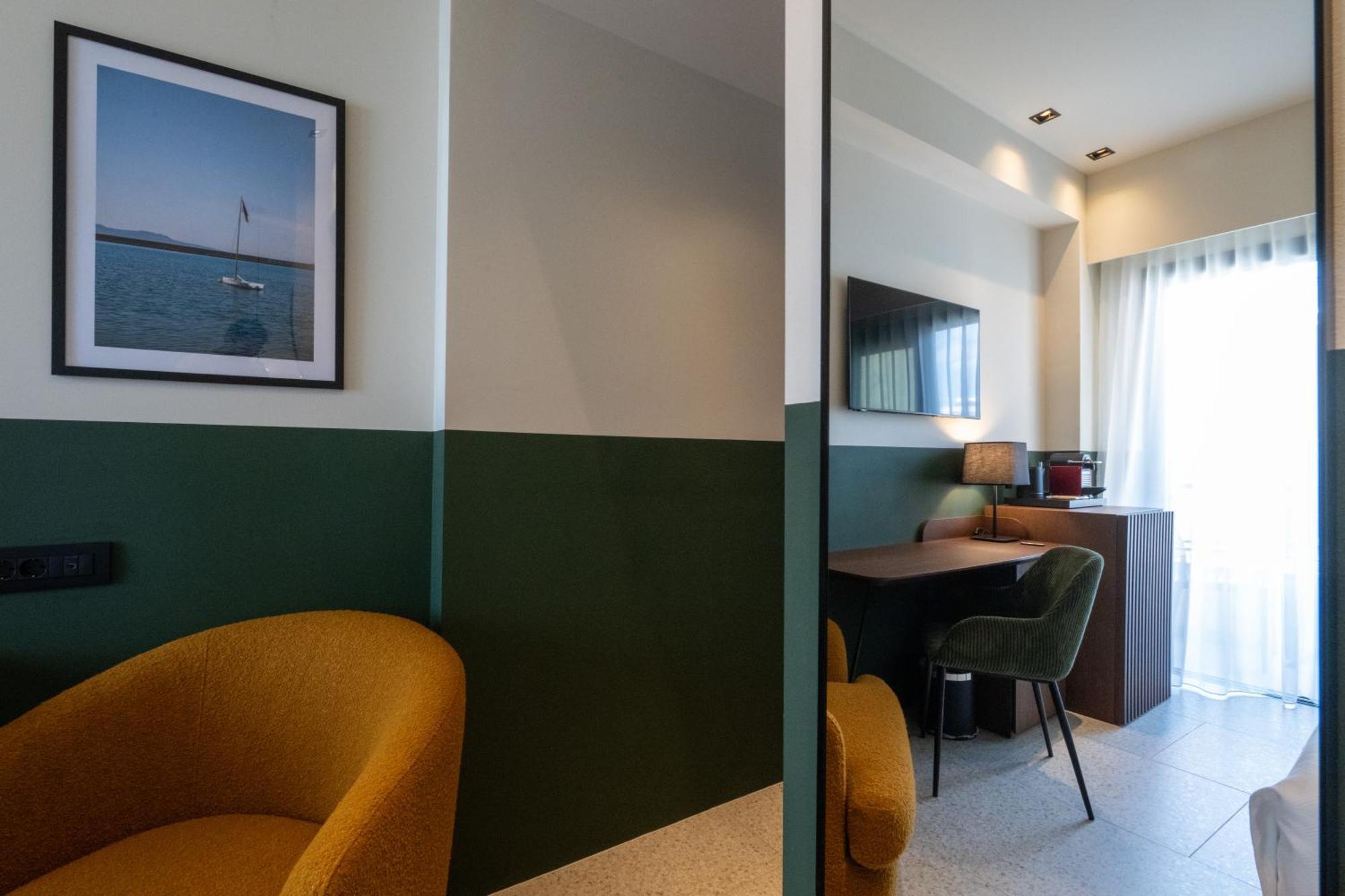 Evripidou 7 - Kalamata Mediterranean Suites Екстериор снимка