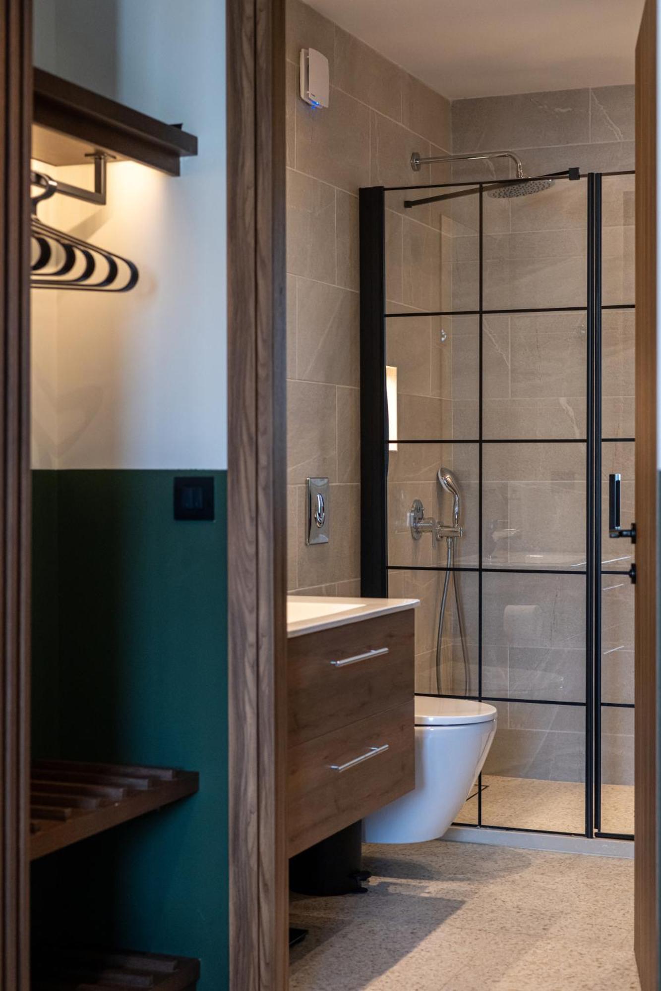 Evripidou 7 - Kalamata Mediterranean Suites Стая снимка