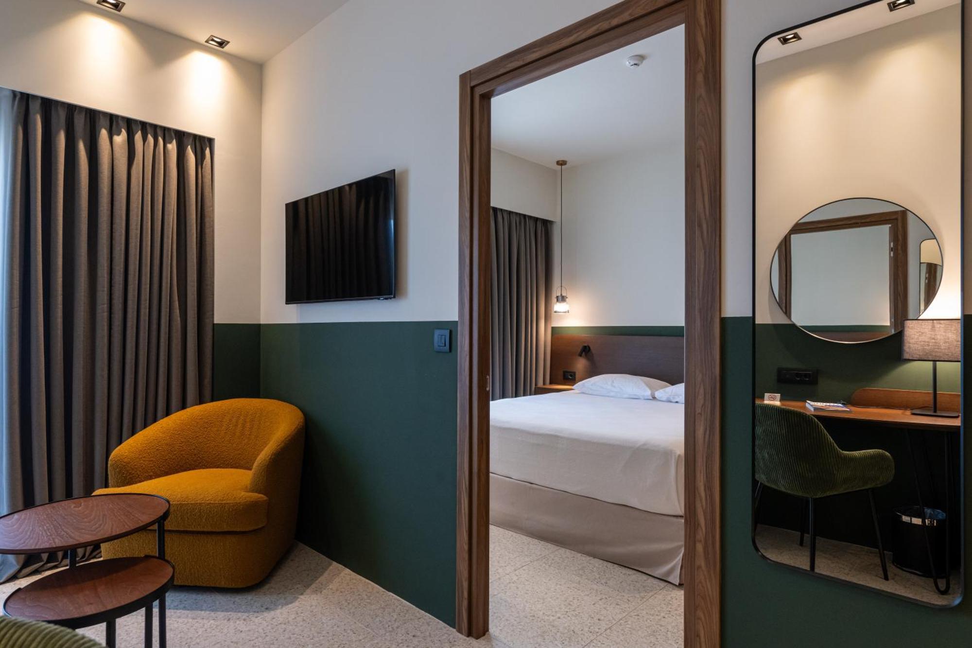 Evripidou 7 - Kalamata Mediterranean Suites Екстериор снимка